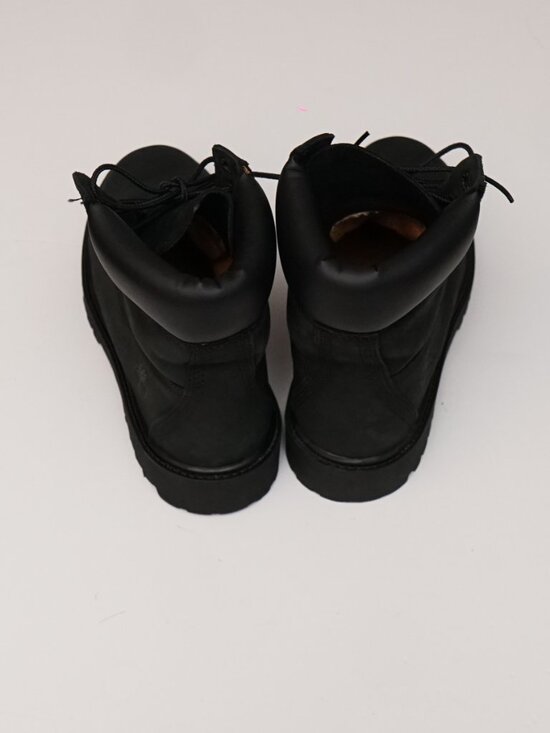 Timberland Classic Waterproof Men\'s Boots - Black Nubuck, US Size 5M  Black main image 13